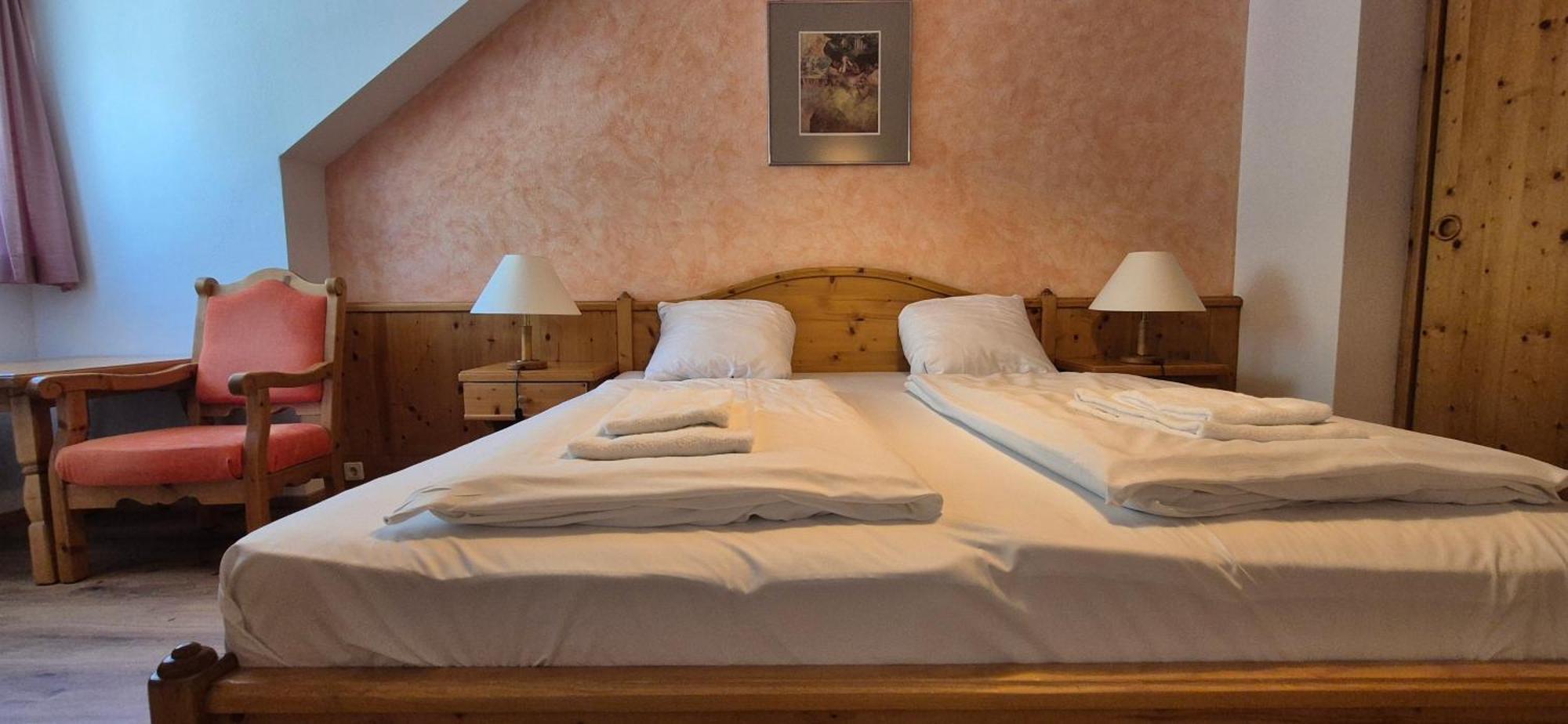 Sporthotel Dachstein West 애나버그임라메탈 외부 사진